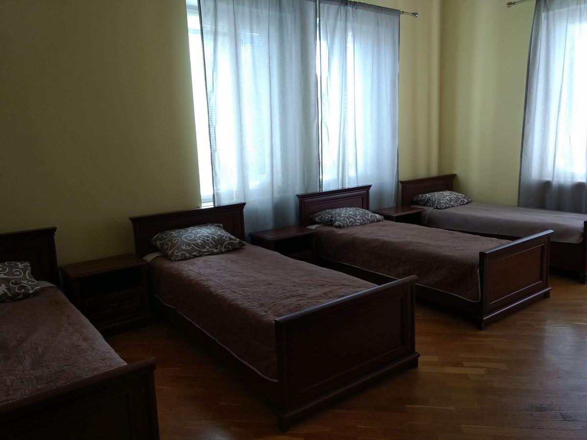 Хостел Lutsk G84 Extérieur photo