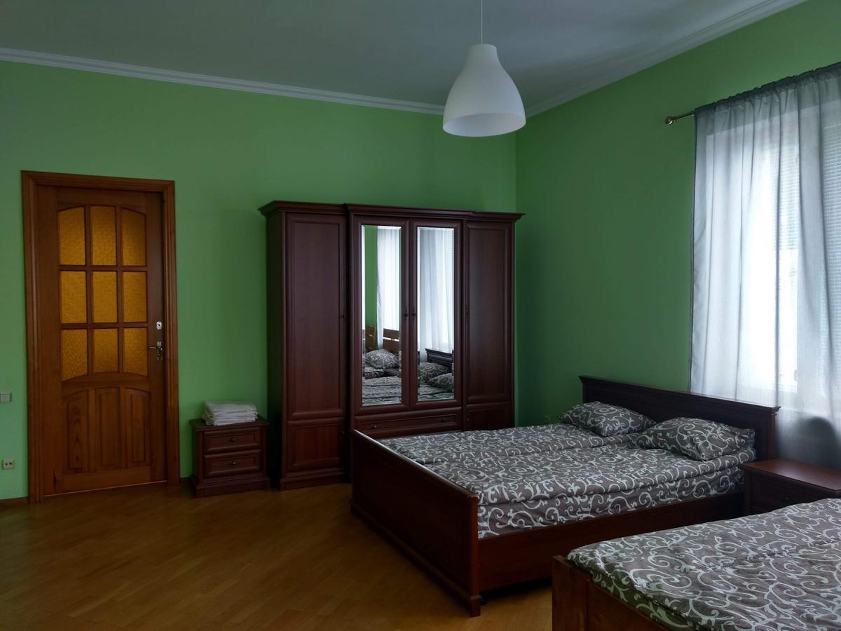 Хостел Lutsk G84 Extérieur photo